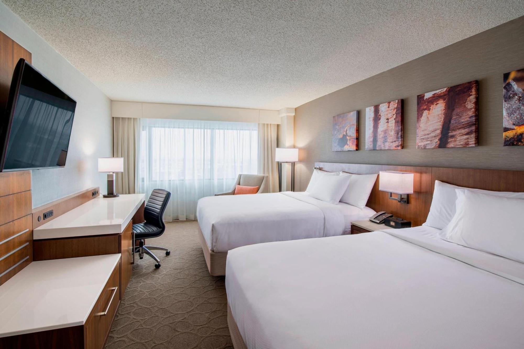 Delta Hotels By Marriott Regina Exterior photo